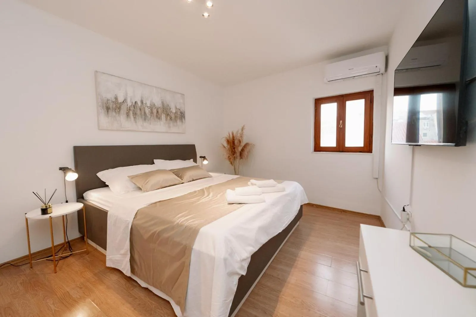 Central In Residence سبليت كرواتيا