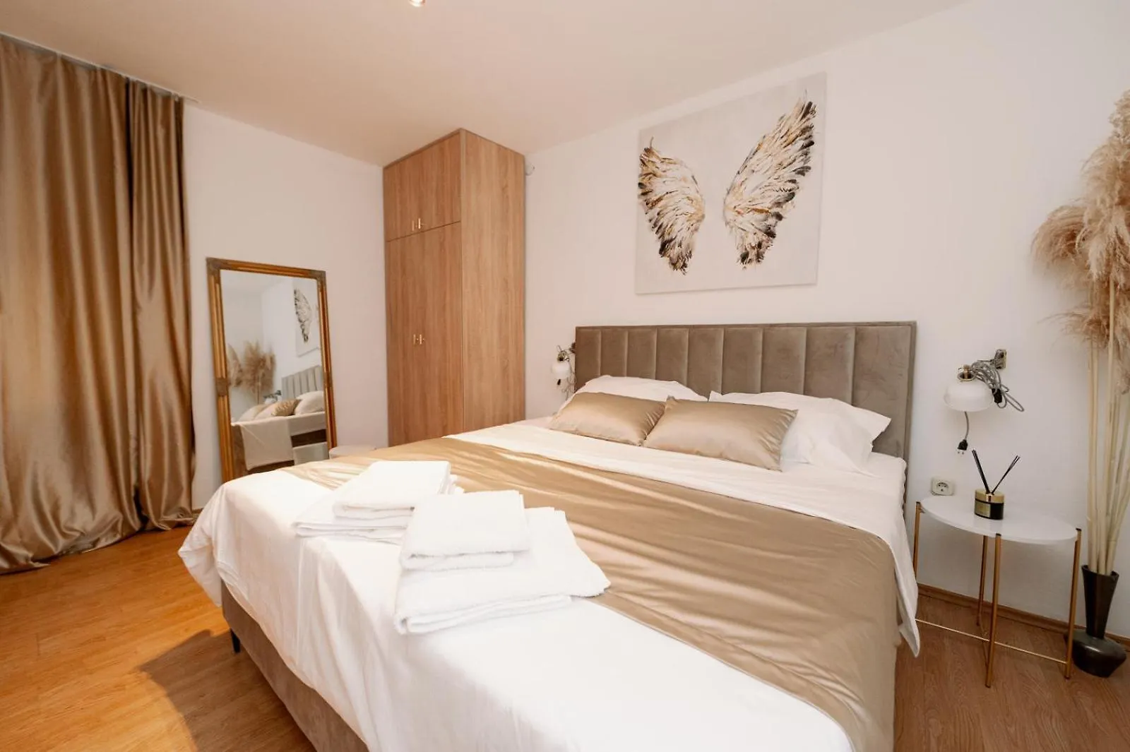Central In Residence سبليت شقة